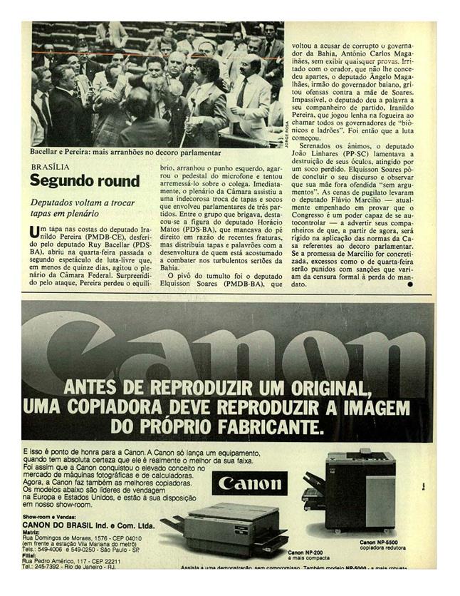 Antes de reproduzir um original, uma copiadora deve reproduzir a imagem de seu fabricante.