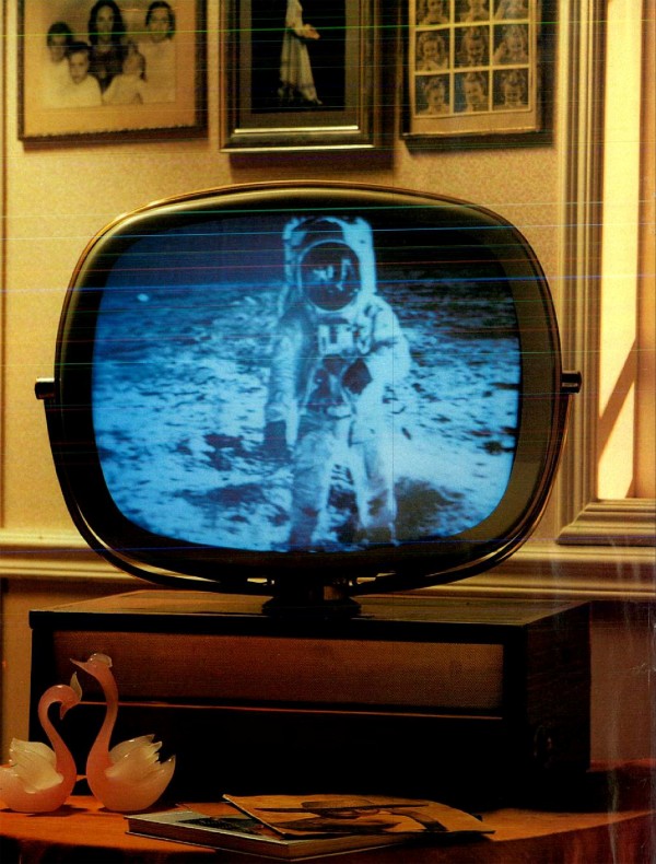 Ao ver o homem pisar na lua, Seu Jofre achou que era truque de televisão.