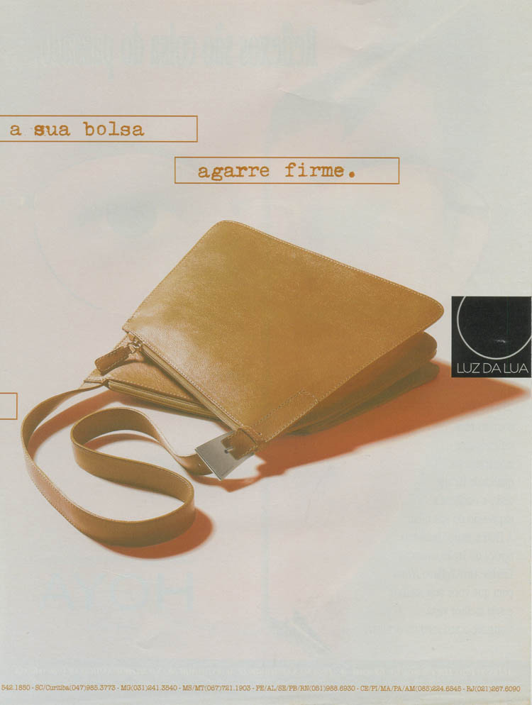 Se estes caras olharem muitopara sua bolsa agarre firme. Um deles.