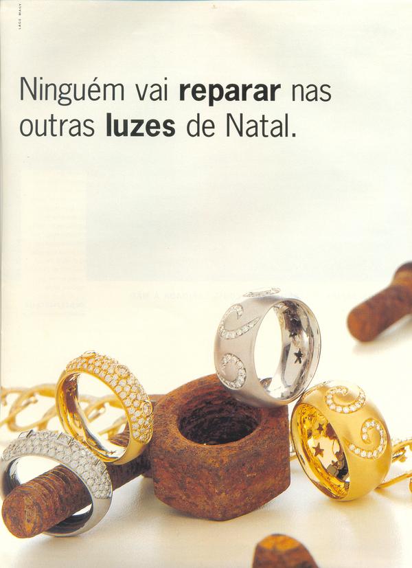 Ninguém vai reparar nas outras luzes de natal.