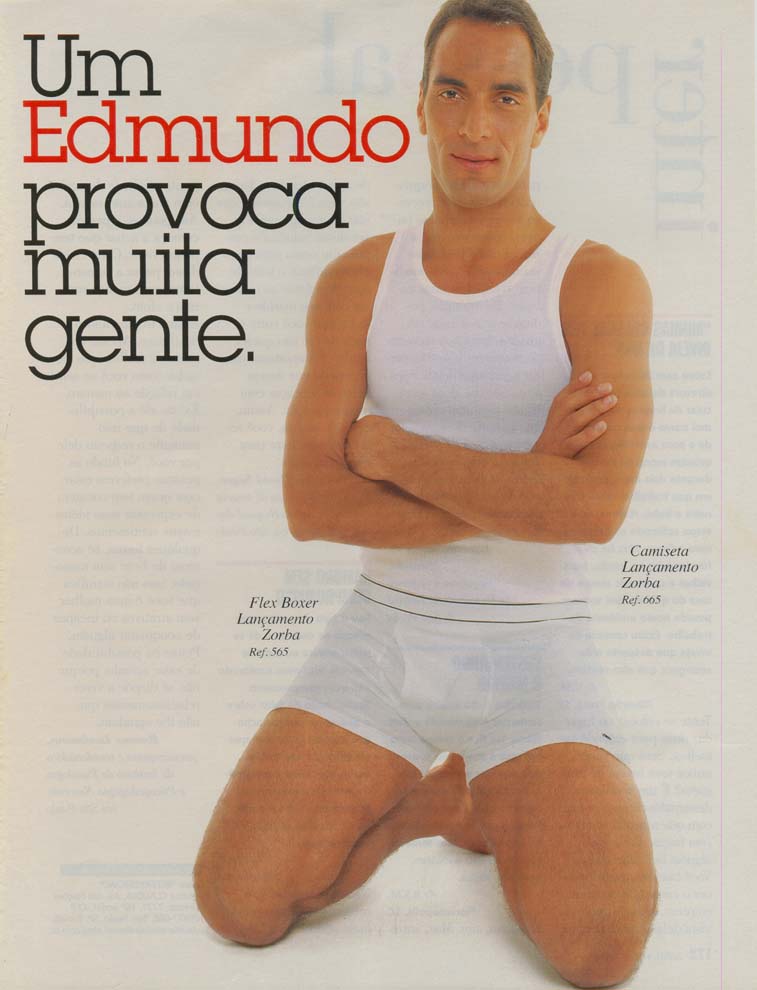 Um Edmundo provoca muita gente. Três Edmundos provocam muito mais.