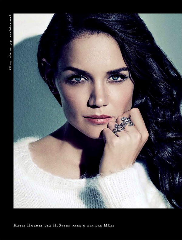 Katie Holmes usa H. Stern para o dia das mães.